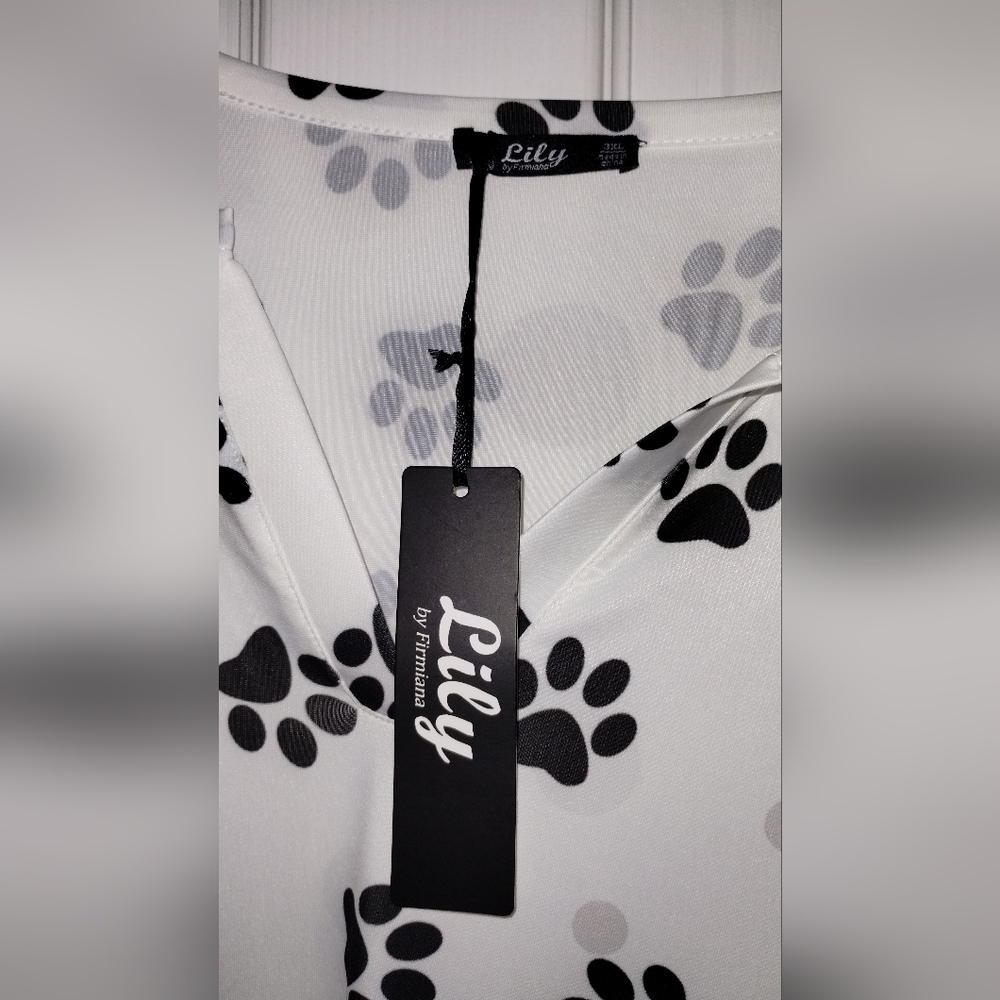Lily Black and White Paw Print Blouse - Picture 5 of 8